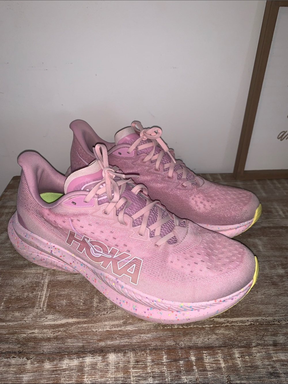 HOKA ONE MACH 6 Pink Twighlight Lemonade